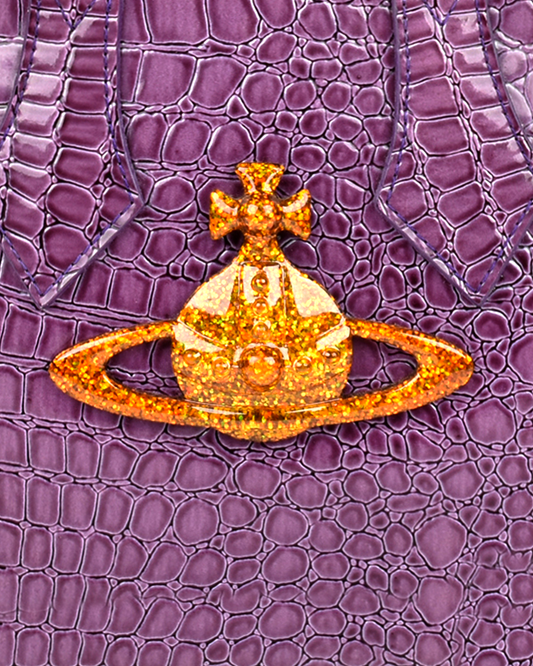 How Vivienne Westwood’s 1990 Orb Choker Cracked the TikTok Algorithm