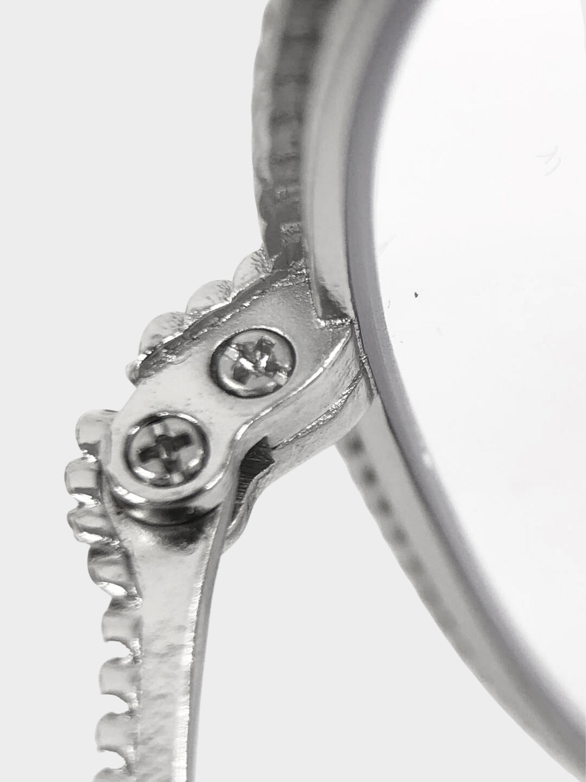Chanel 2015 Silver Chain Link Aviator Sunglasses