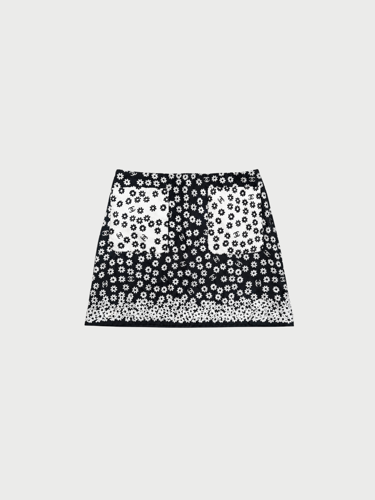 Chanel SS 2022 Black White Silk Daisy Mini Skirt