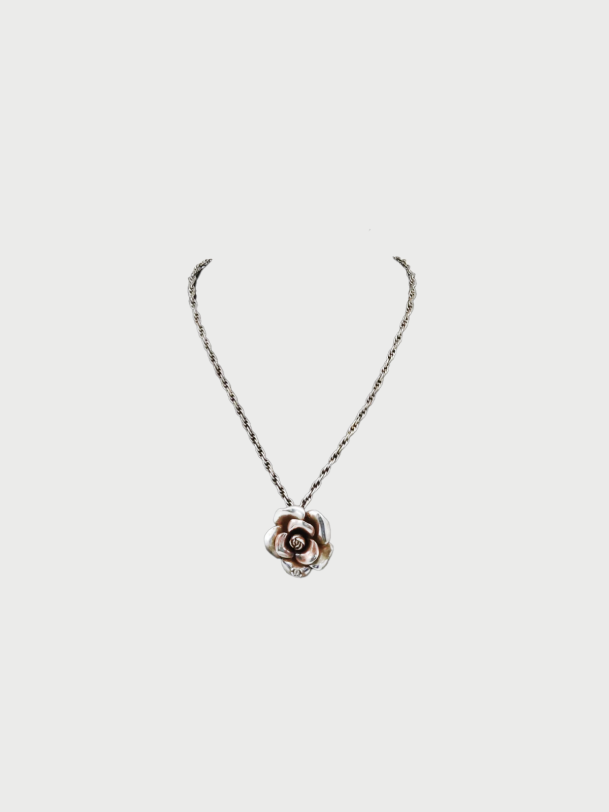 Chanel 1990s Gold Plated Metal Camellia CC Necklace