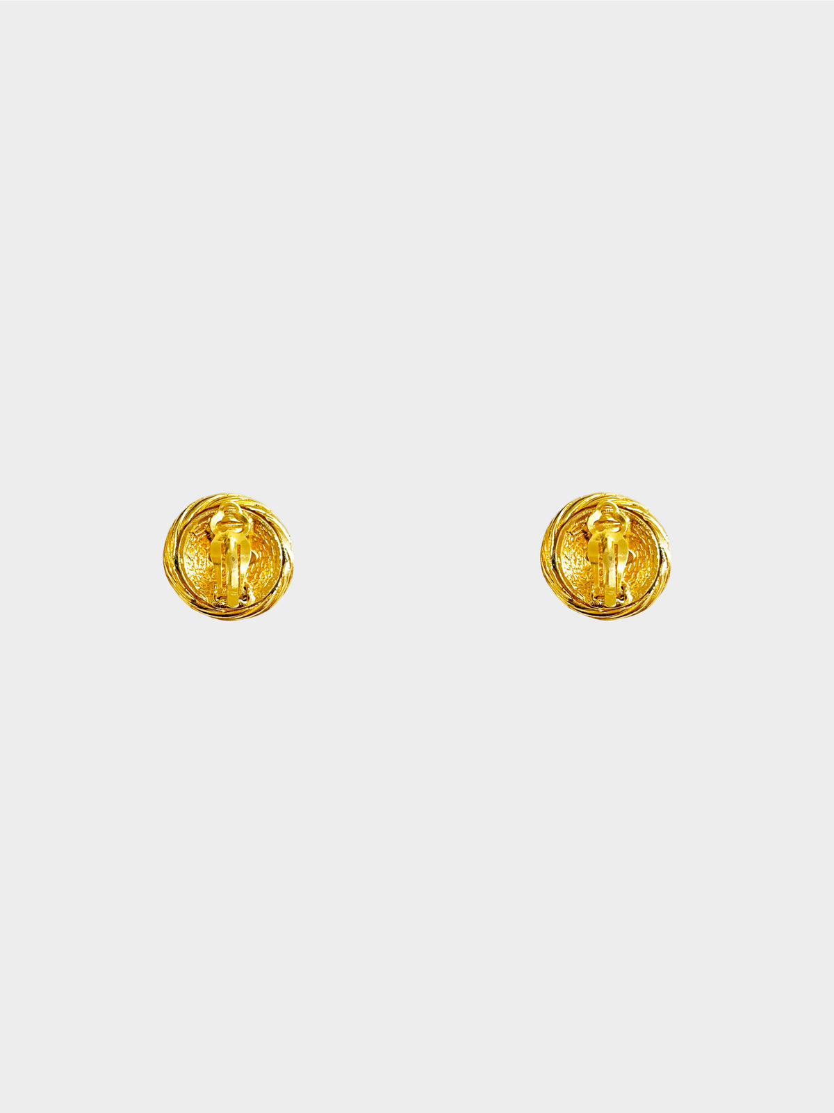 Chanel Spring 1993 Gold Twisted Rope Edge CC Clip-on Earrings