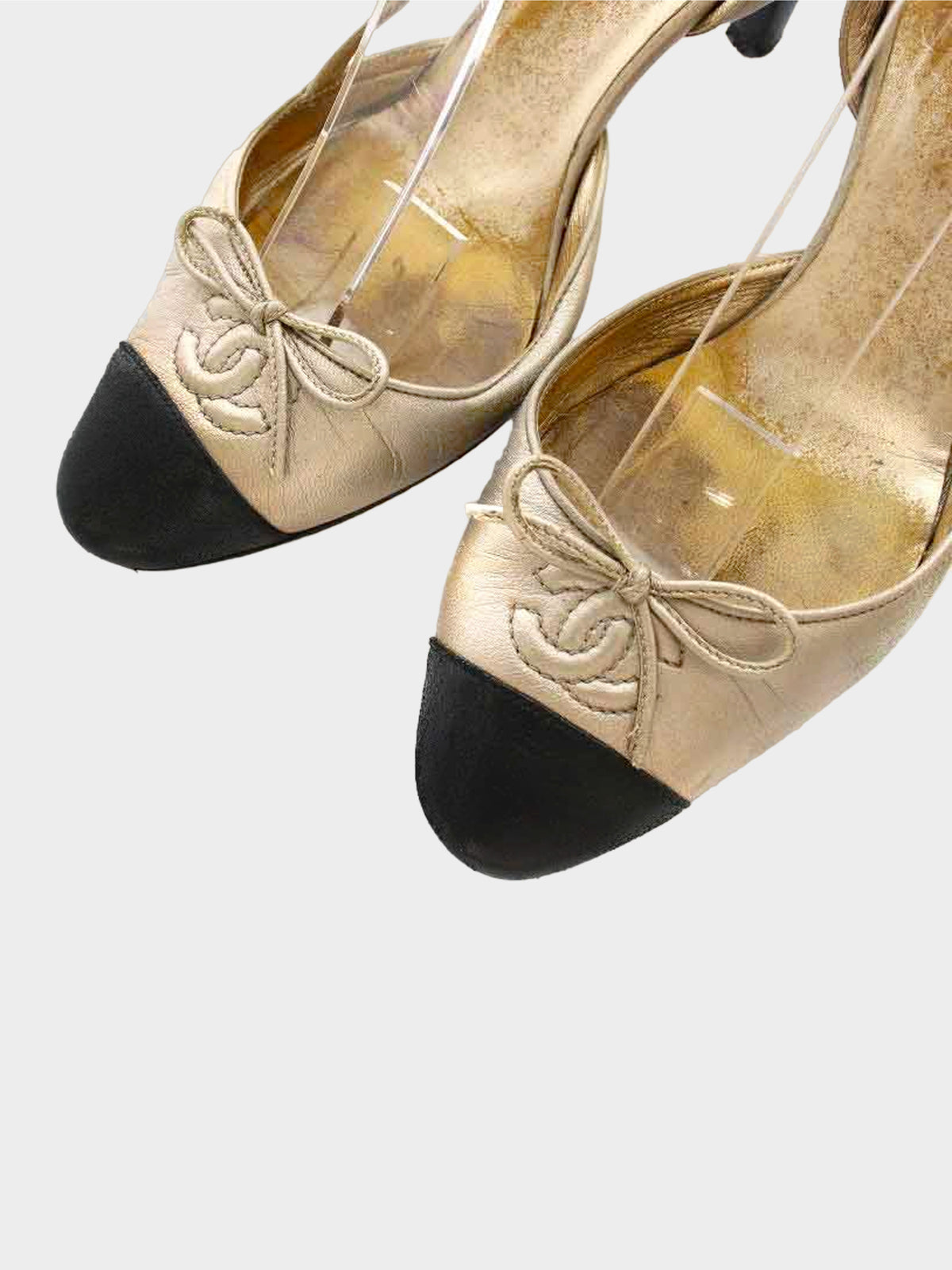 Chanel 2000s Bow Logo Metallic Two-toned Slingback Heels