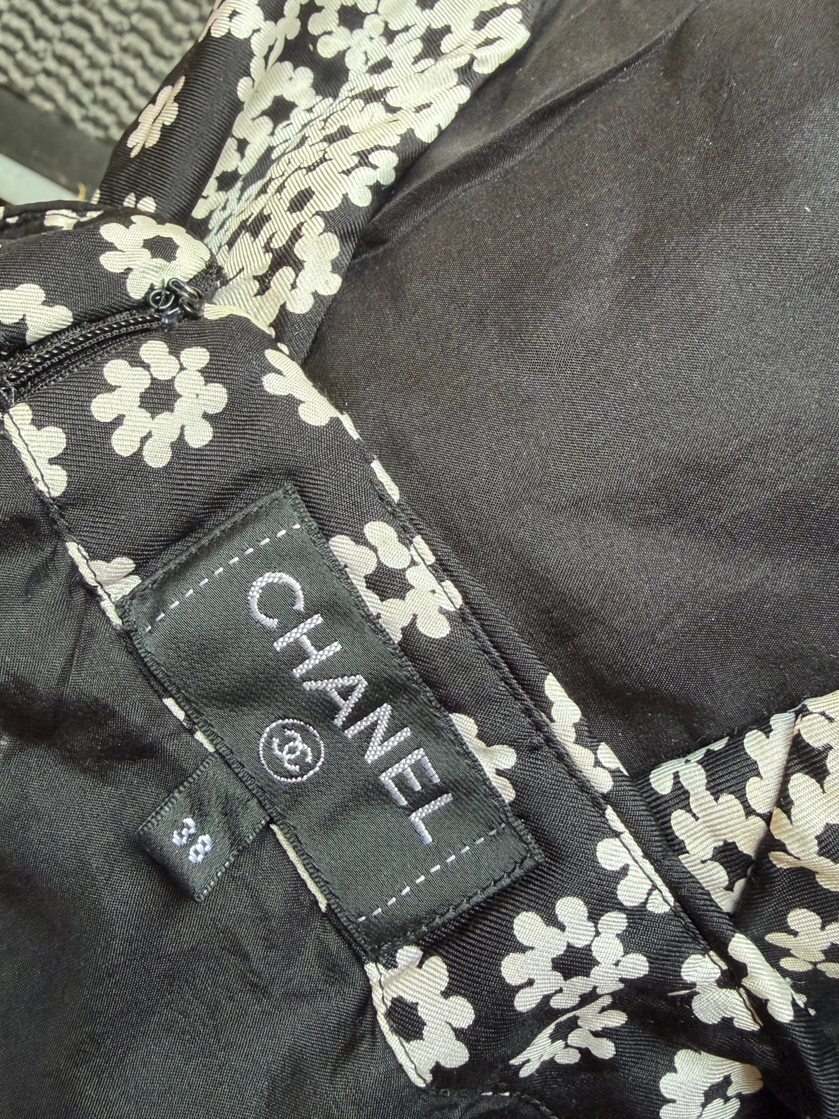 Chanel SS 2022 Black White Silk Daisy Mini Skirt