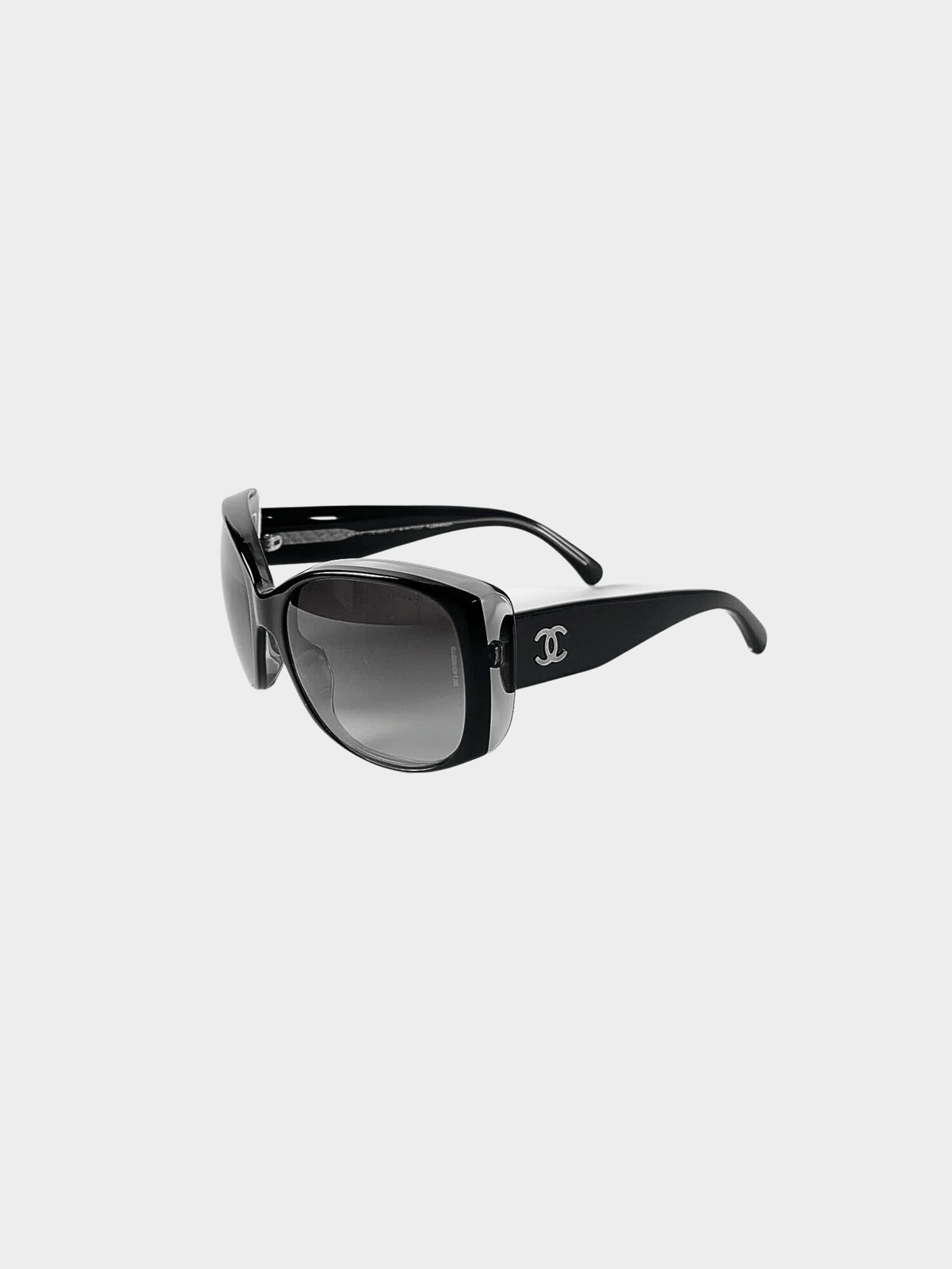 Chanel 2000s Black Frame Gradient Tint CC Logo Sunglasses