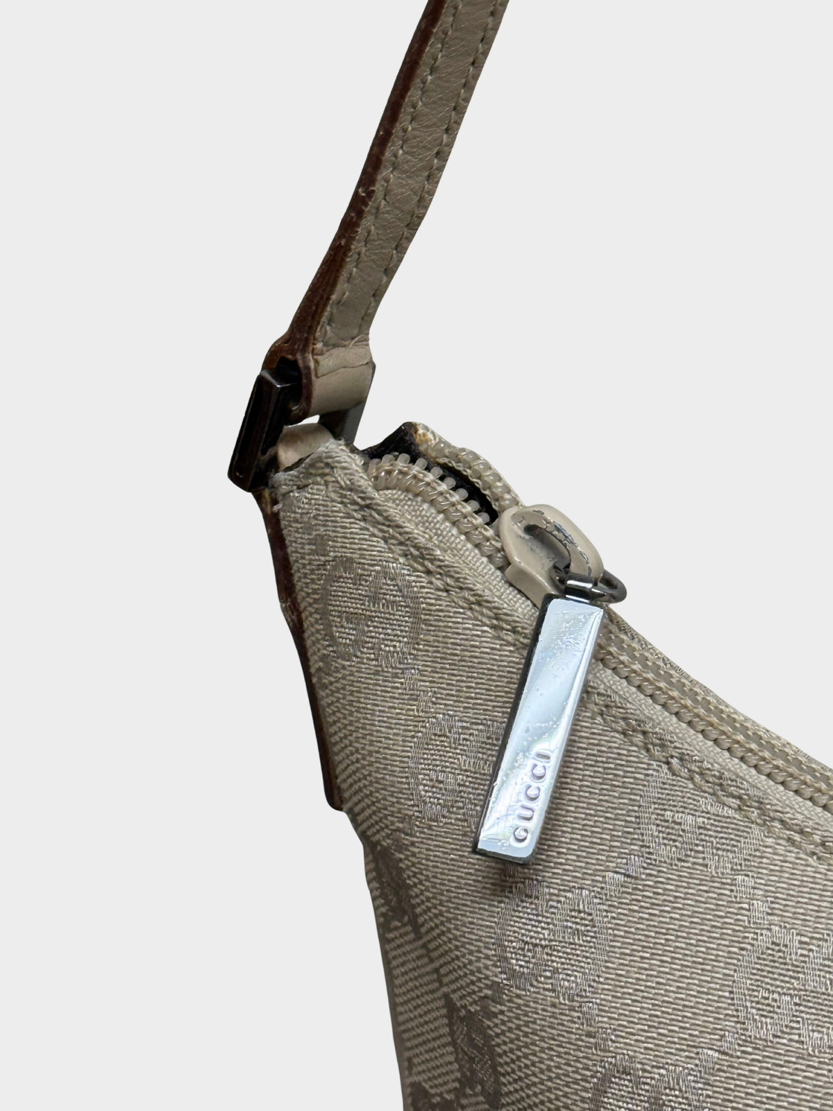 Gucci 2000s Beige GG Canvas Boat Pochette