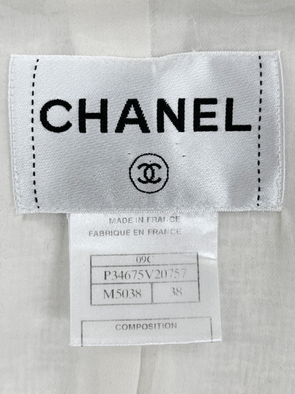 Chanel 2009 White Tweed Jacket with Silver Thread