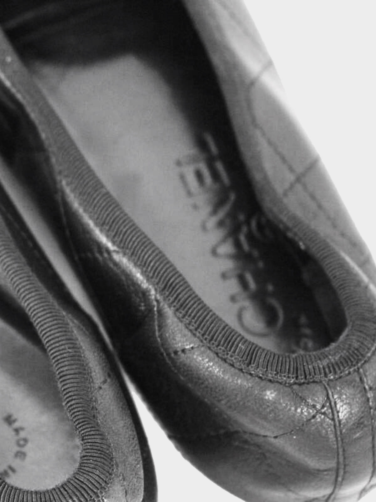 Chanel FW 2010 Black Leather Cambon Ballet Flats