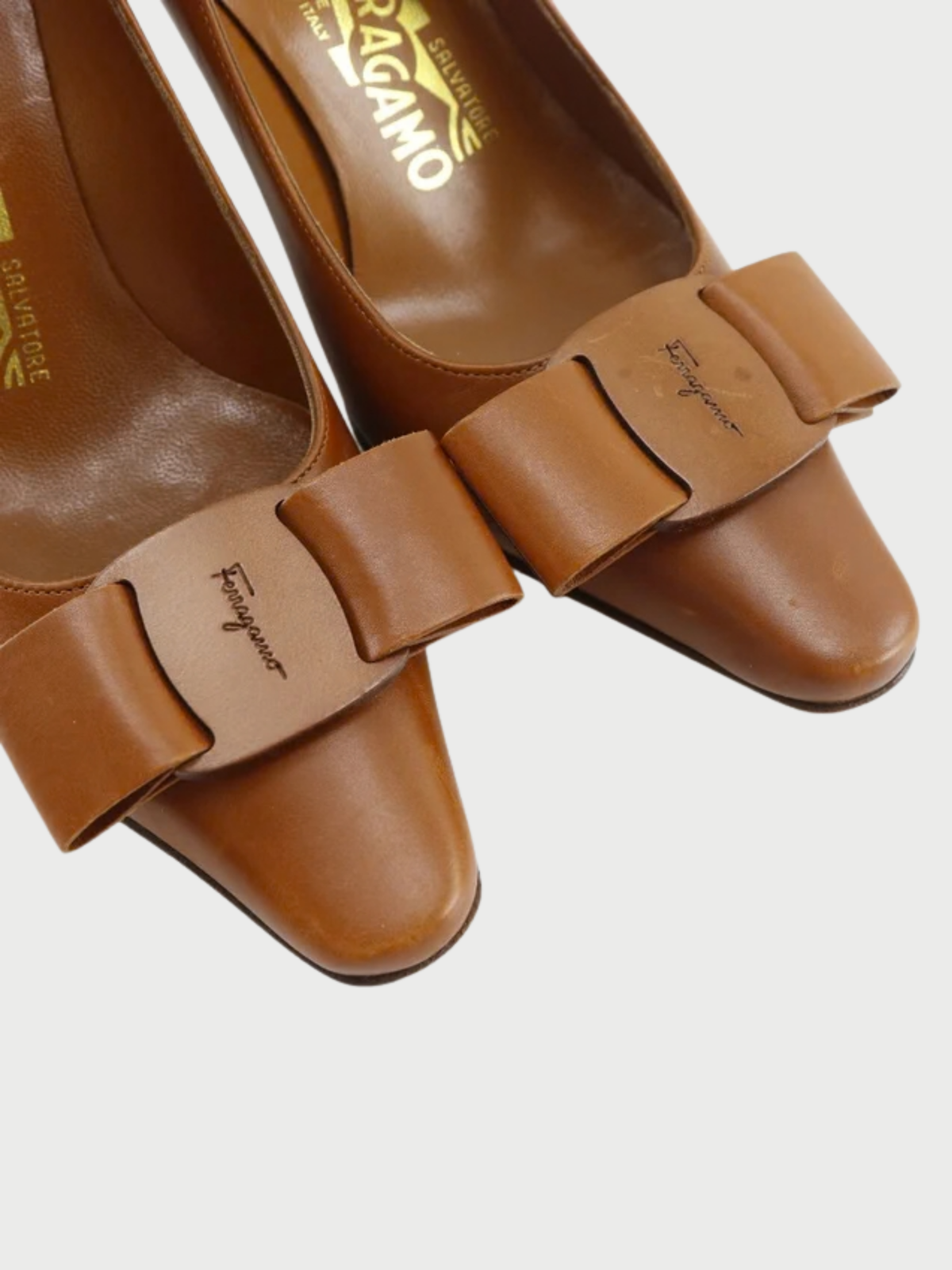 Salvatore Ferragamo 1990s Brown Leather Vara Ribbon Pumps
