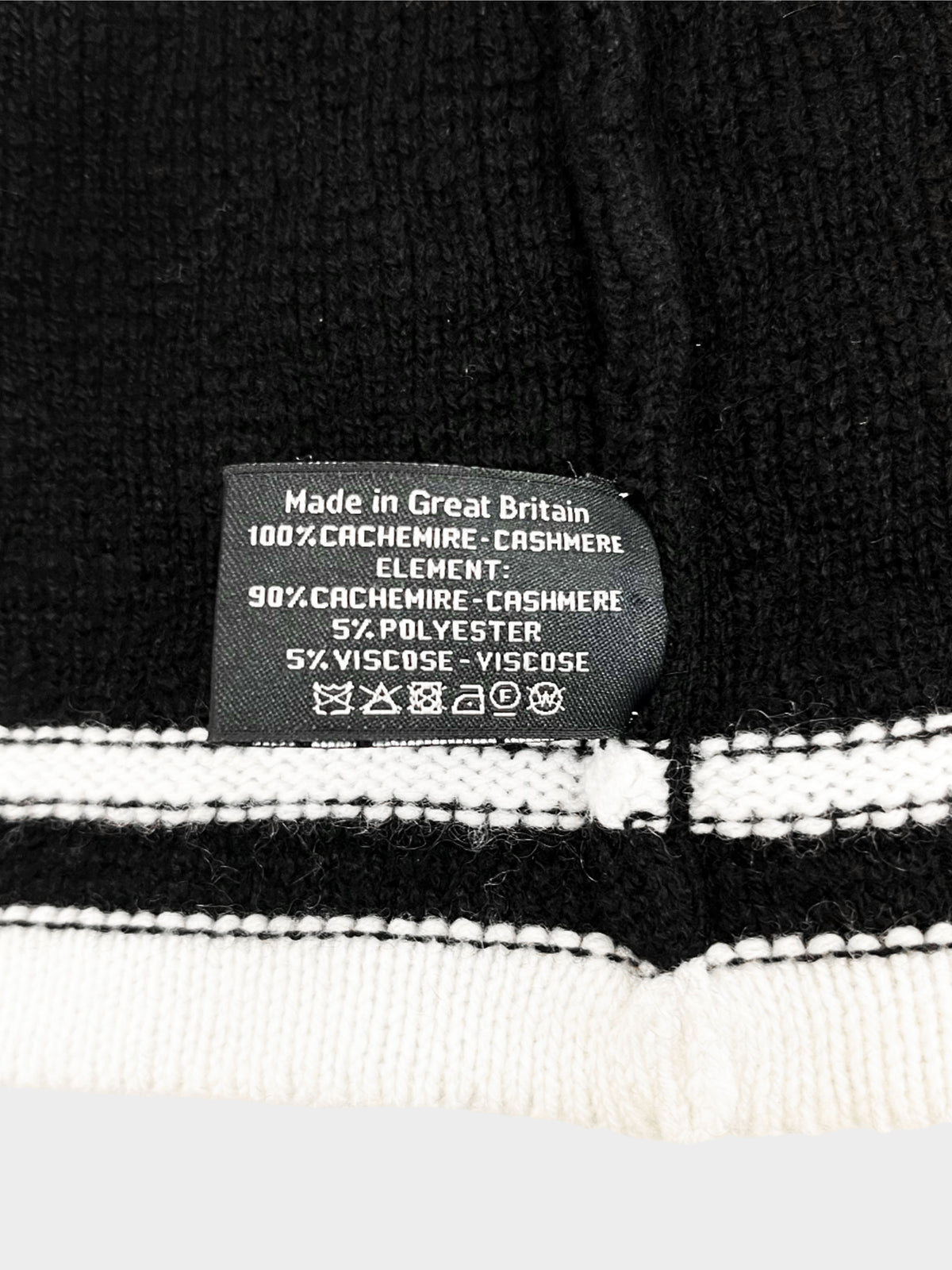 Chanel 2022 Black White and Gold Quilted Cahsmere Beanie