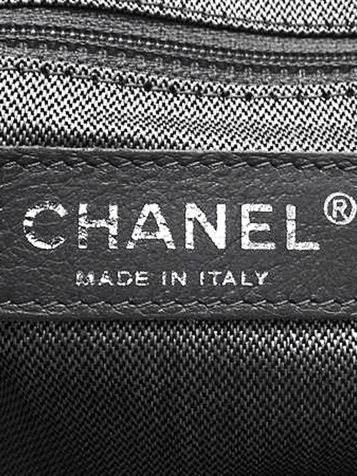 Chanel 2005-2006 Black Lambskin Leather Vertical Quilted Tote Bag