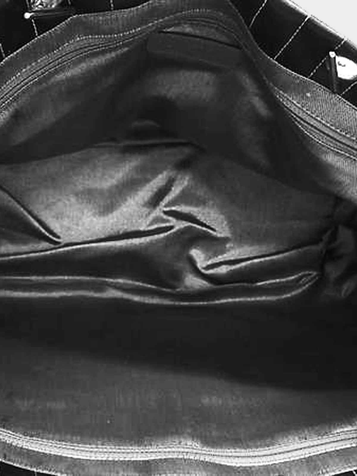 Chanel 2005-2006 Black Lambskin Leather Vertical Quilted Tote Bag