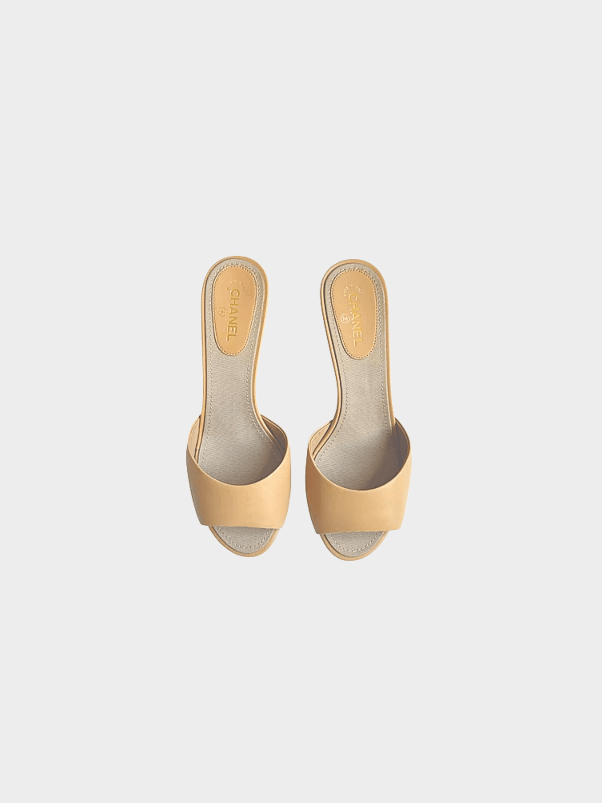 Chanel 2018 Nude Interlocking CC Logo Leather Mules