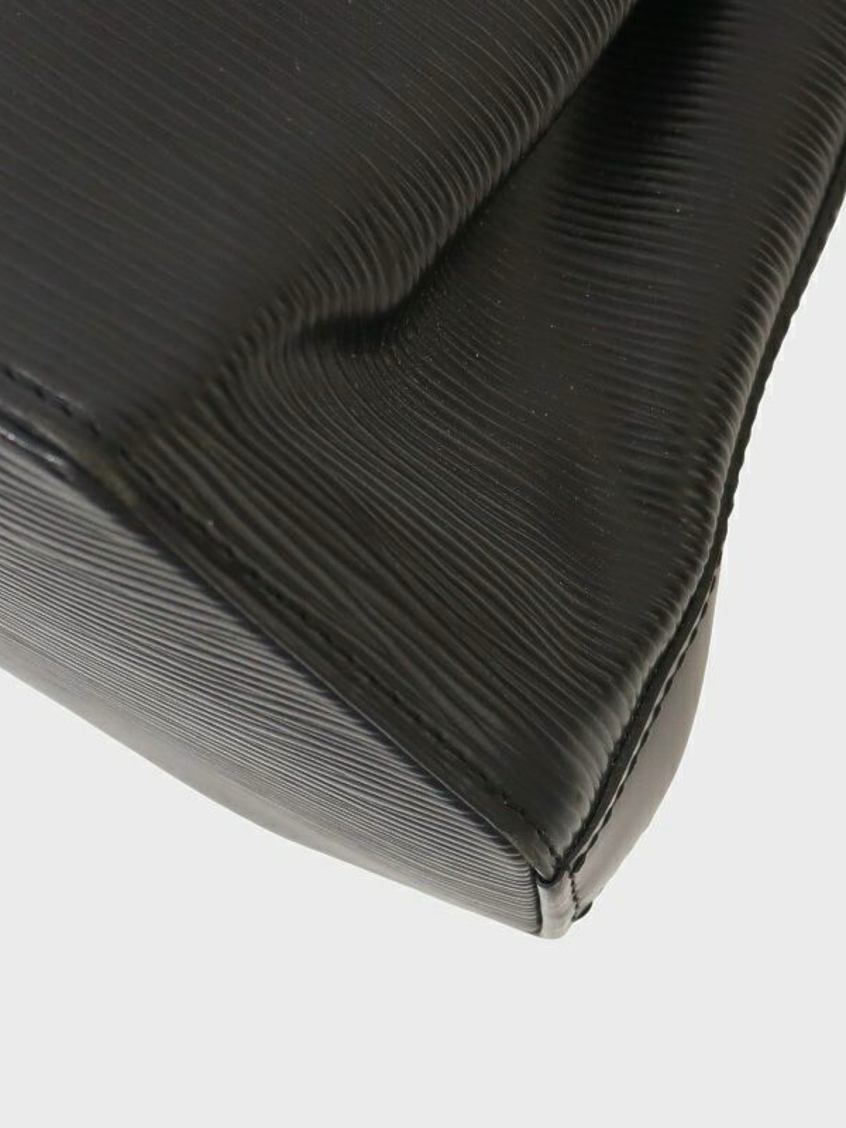 Louis Vuitton 1990s Black Epi Sac D’Epaule PM Bag