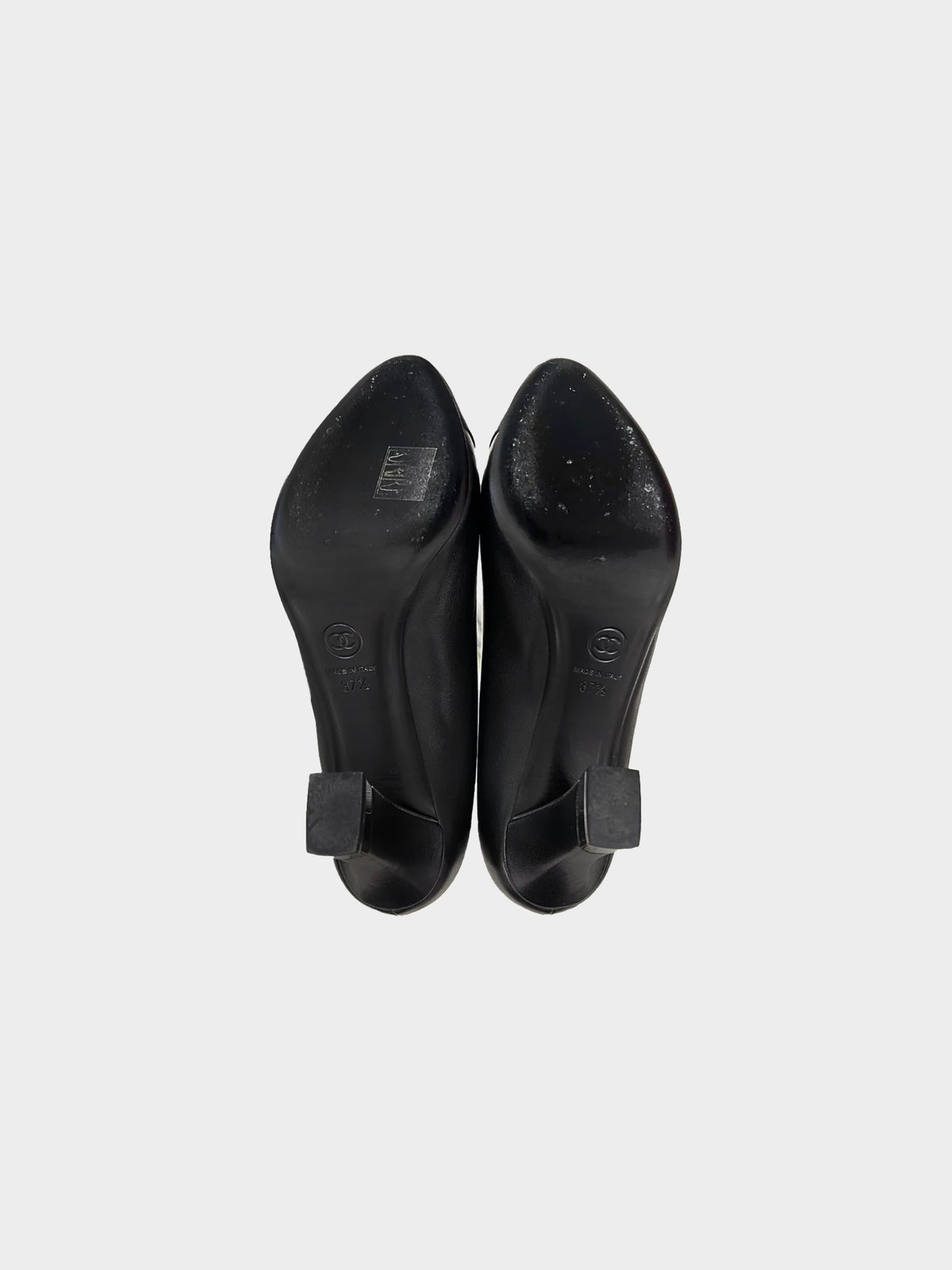 Chanel 2020 Black Lambskin Leather and Grosgrain Pumps