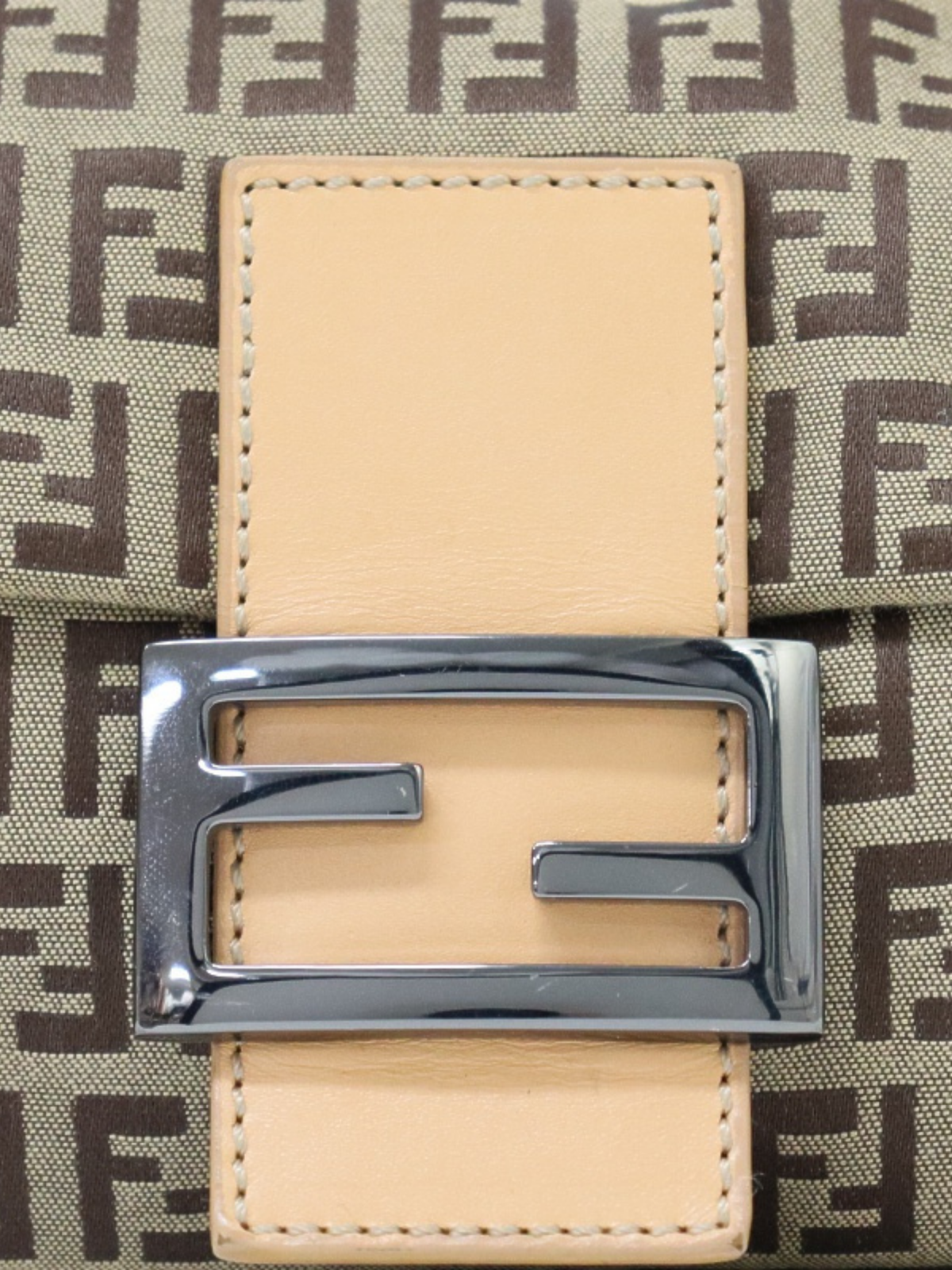 Fendi 2000s Beige Zucchino Canvas Mamma Baguette