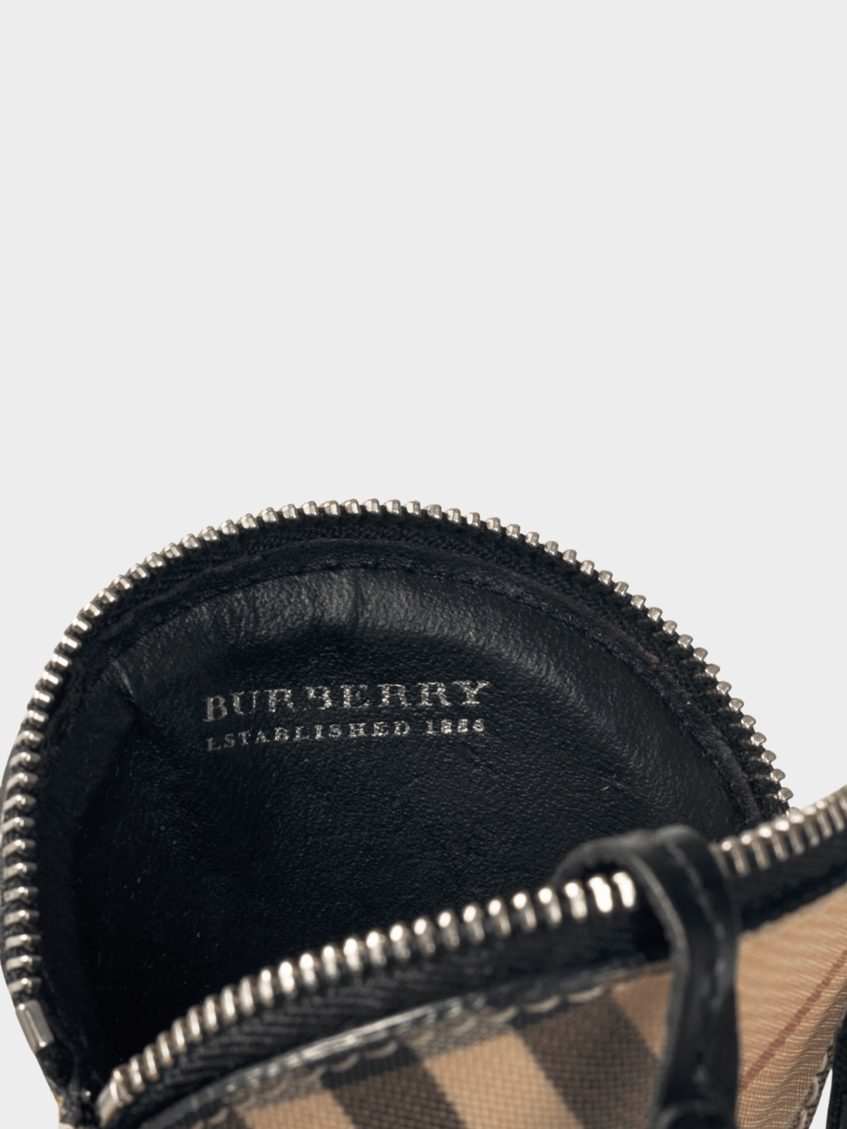 Burberry 2000s House Check Round Coin Purse