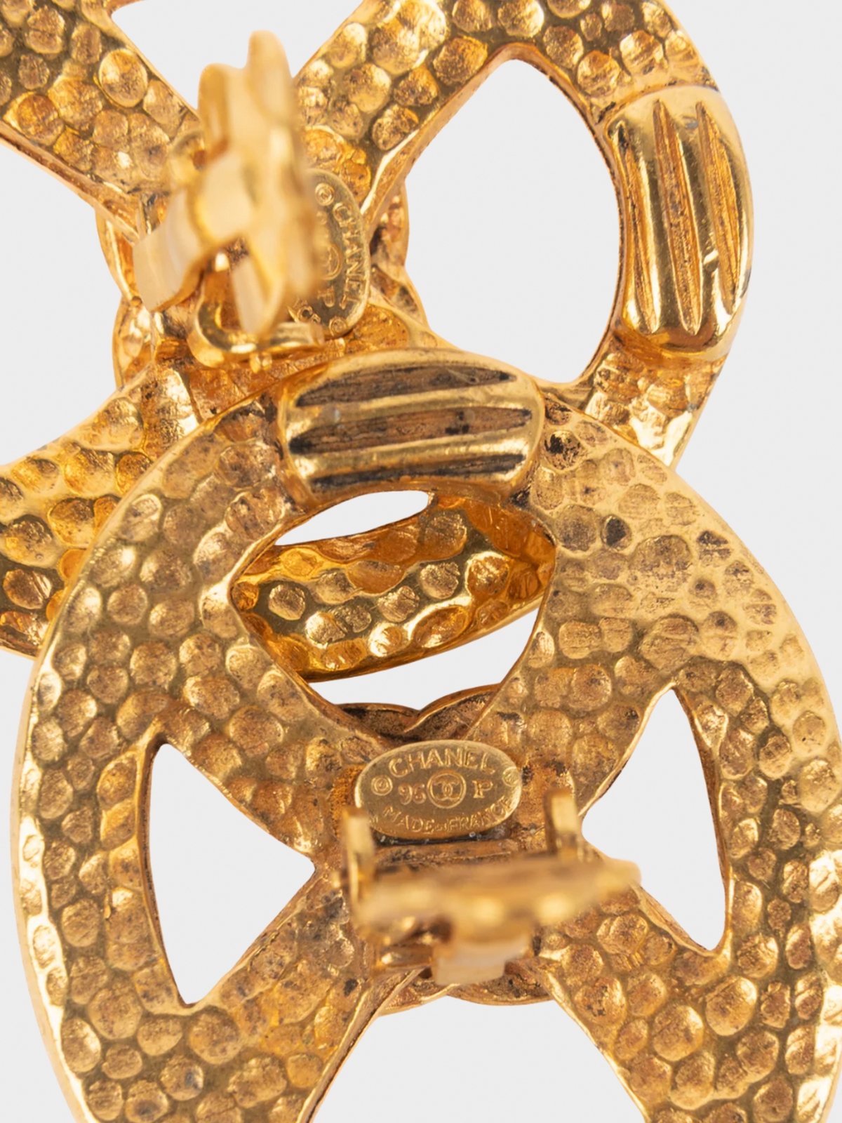 Chanel 1996 Gold CC Clip-on Earrings