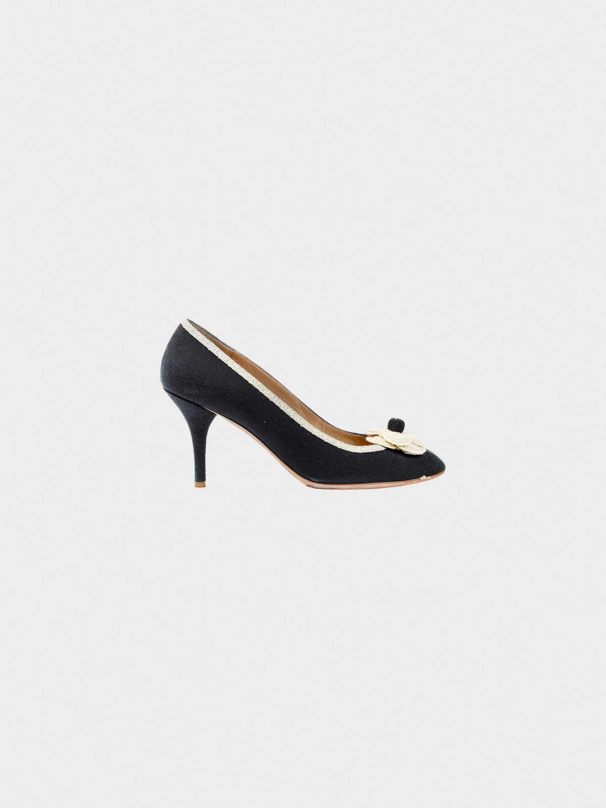 Chanel Printemps 2006 Black Canvas Camellia-Rosette Pumps