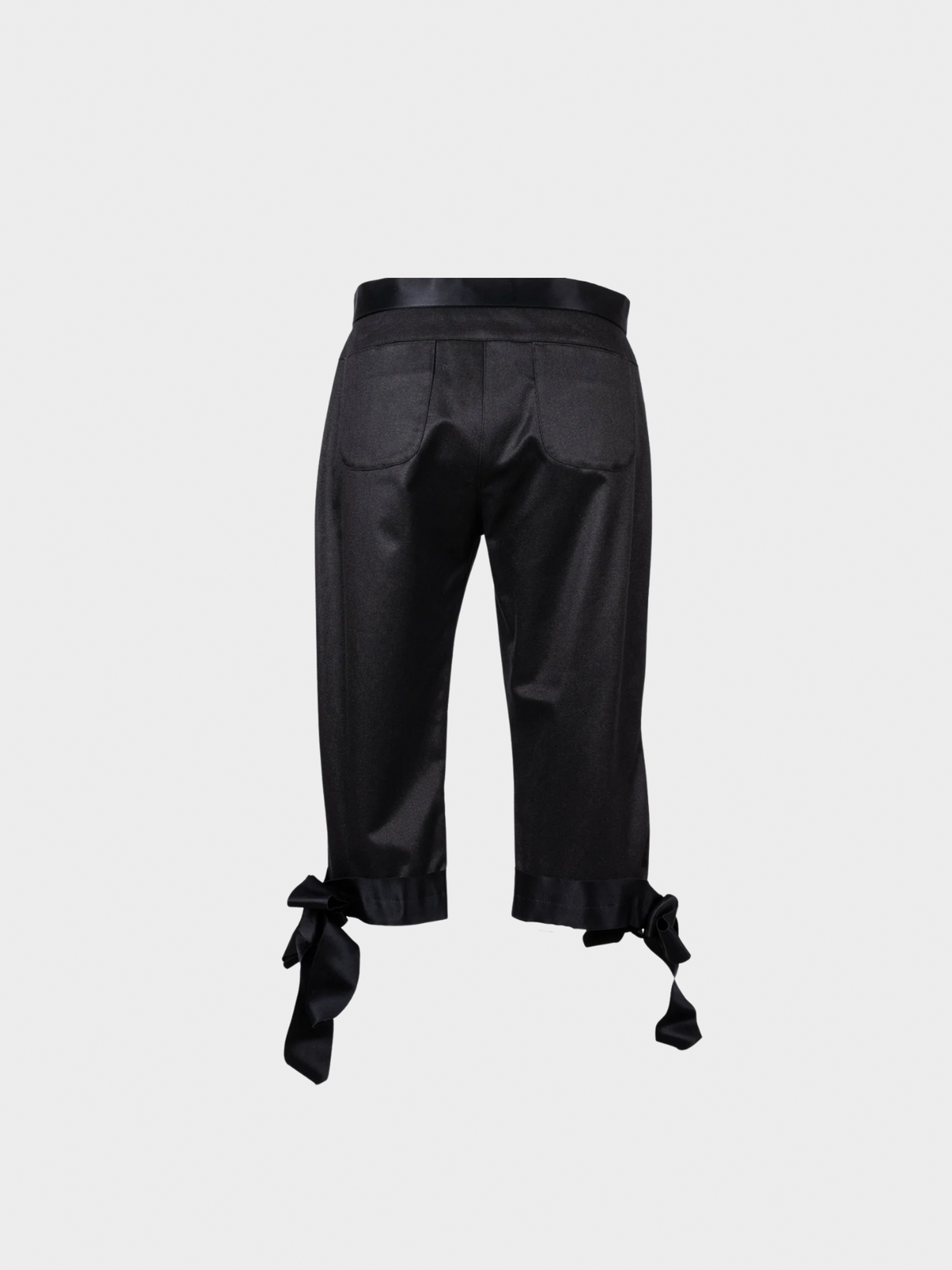 Chanel FW 2005 Black Tie Up Capri Pants
