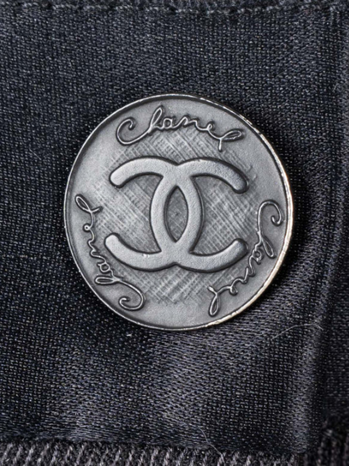 Chanel FW 2005 Black Tie Up Capri Pants