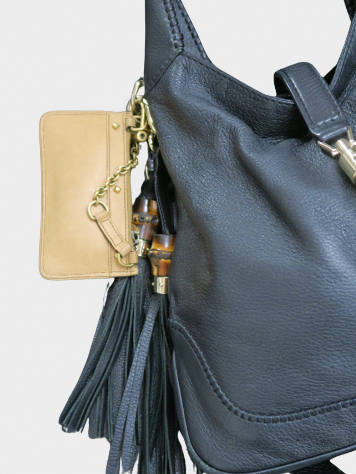 Gucci 2000s Black Pebbled Leather New Jackie Medium Shoulder Bag