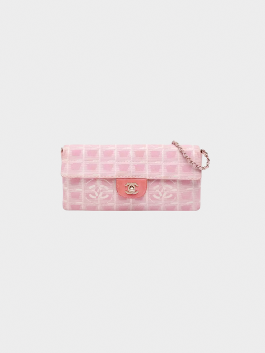 Chanel 2000-2002 New Travel Line Nylon East West Flap Shoulder Bag