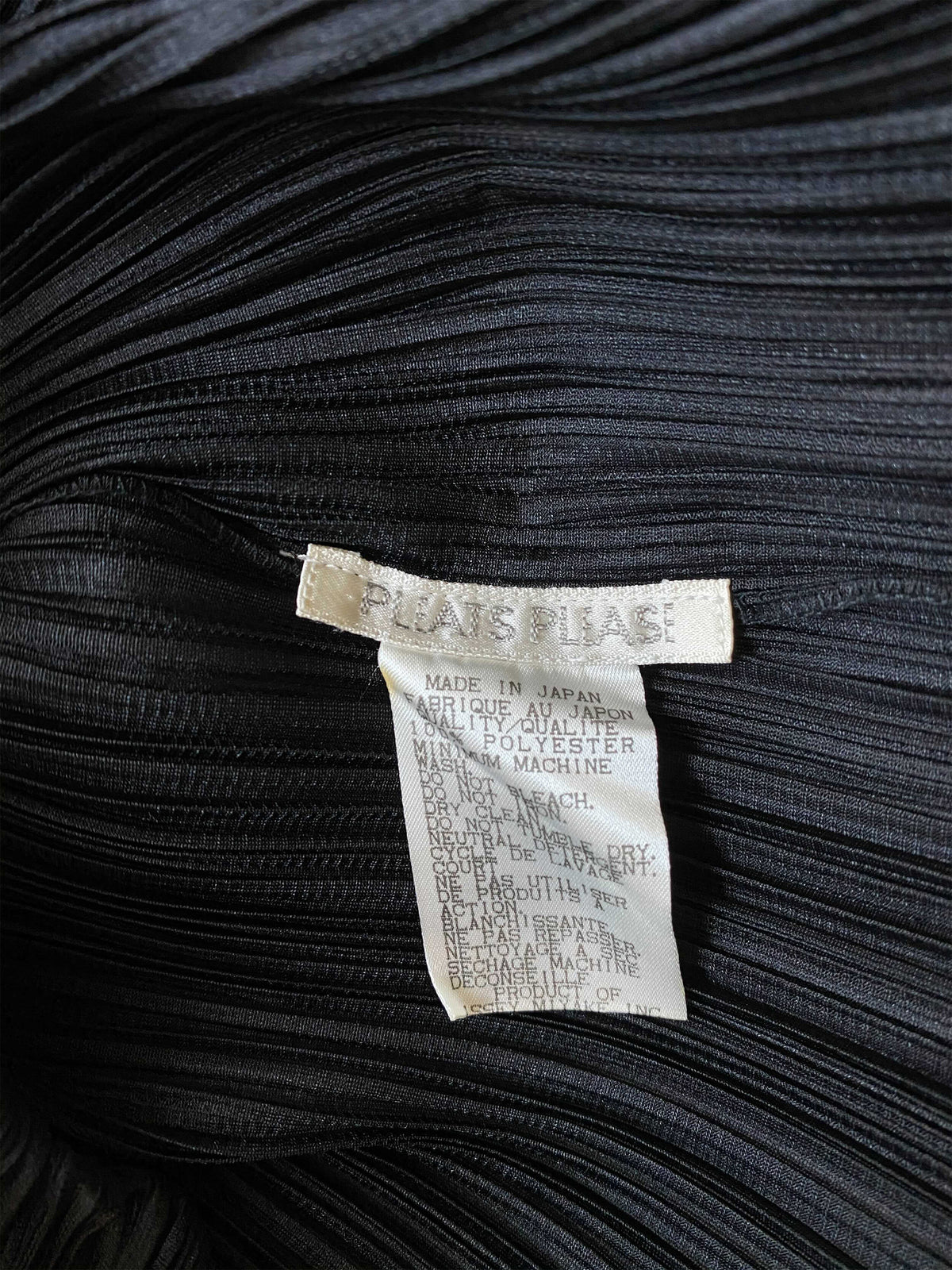 Issey Miyake 2000s Black Pleats Turtle Neck